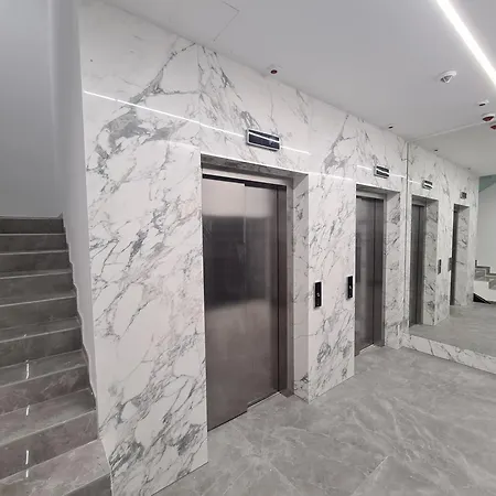 Grand Lux View 아파트 *